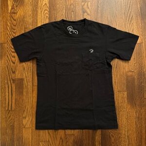 Uniqlo x Kaws x Peanuts T-Shirts Size small
